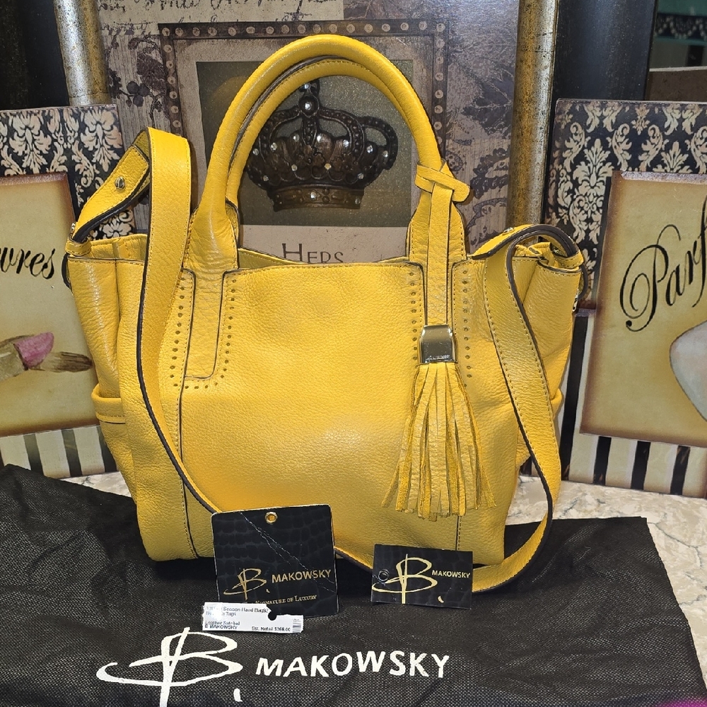 EUC B. Makowsky Mustard Yellow Pebbled Leather Shoulder Bag
